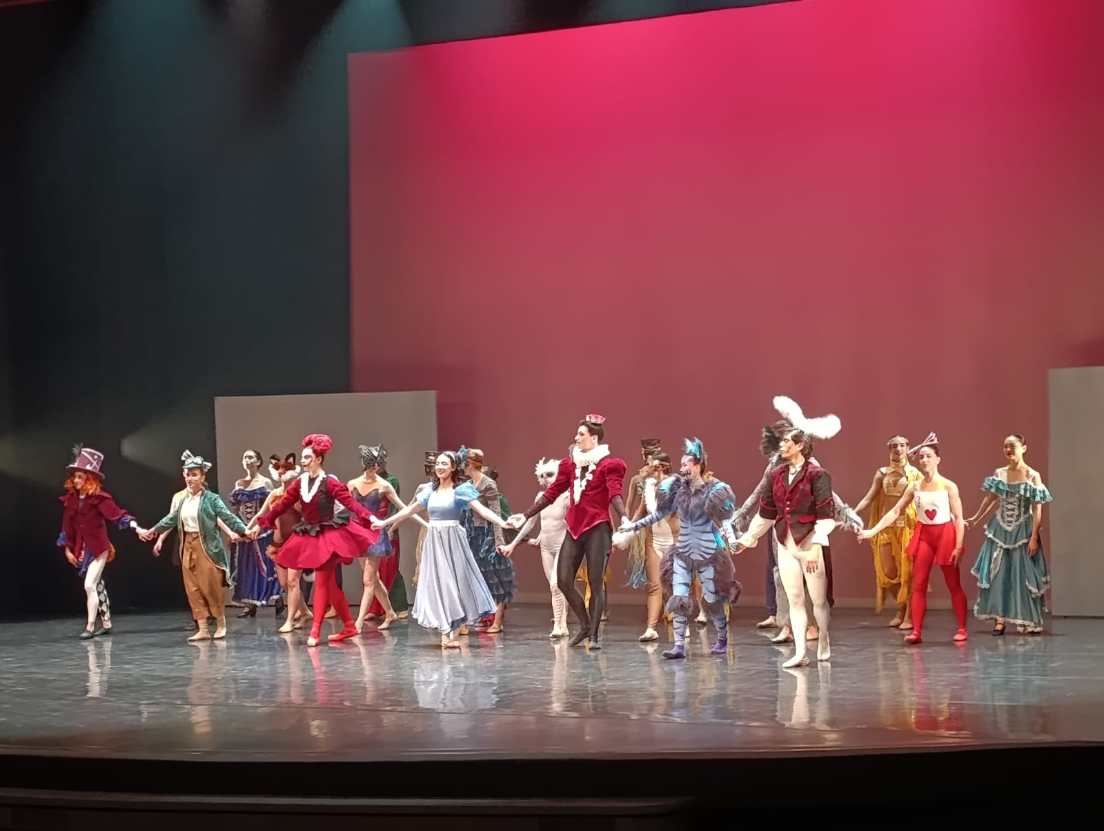 La dansa de les mil meravelles