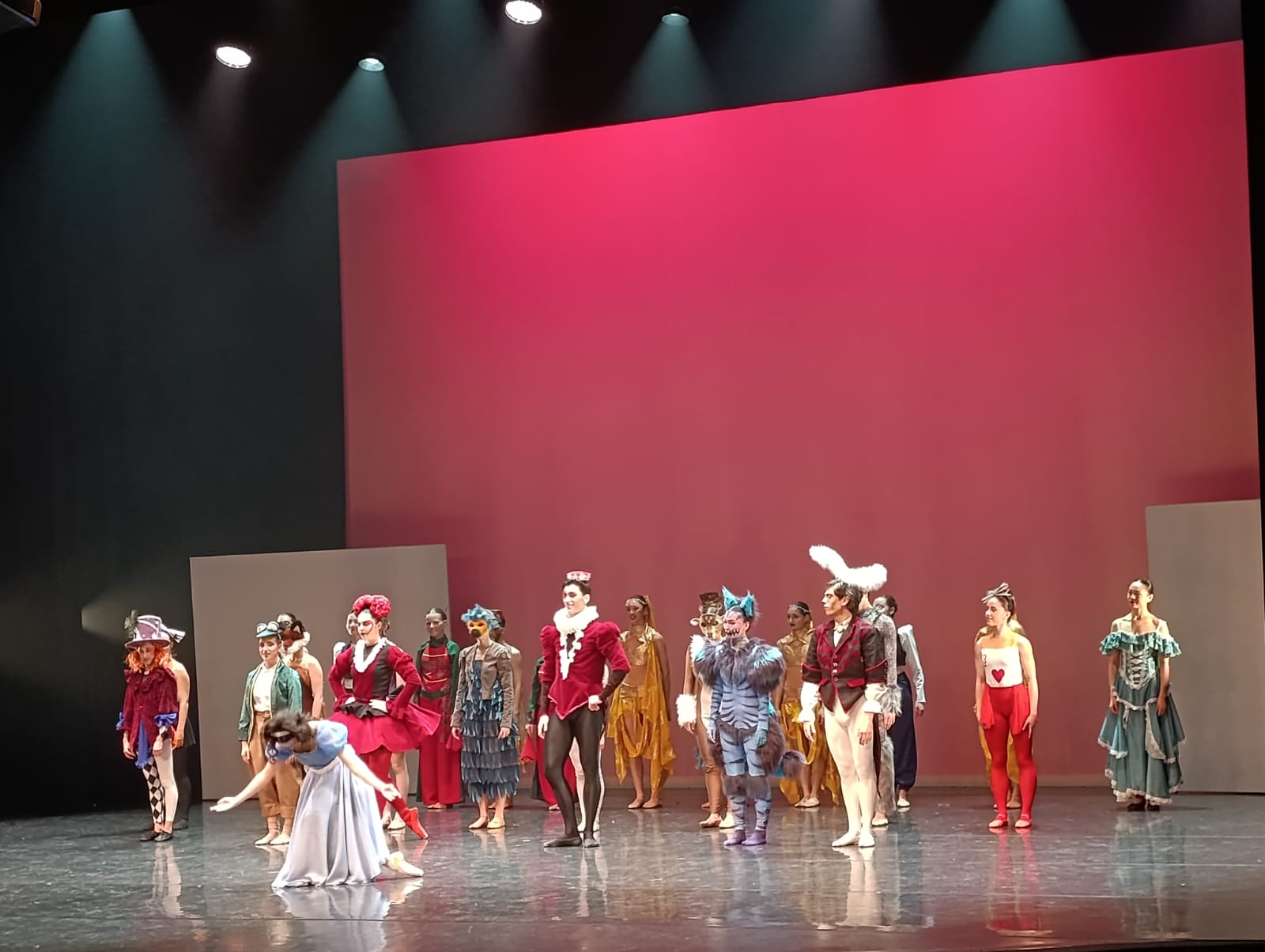 La dansa de les mil meravelles