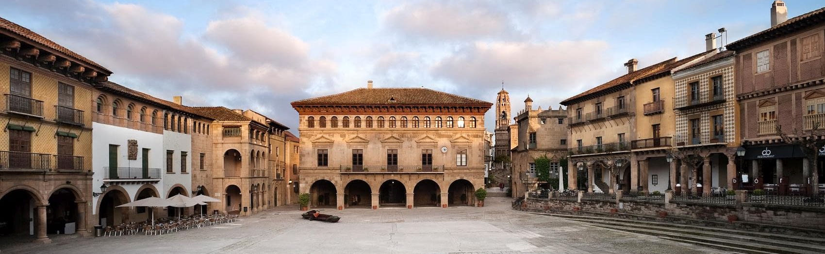 Aprenentatge viu al Poble Espanyol Aprenentatge viu al Poble Espanyol